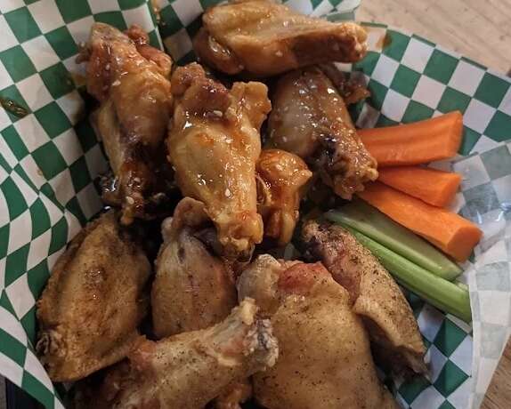 World Class Wings at Doughtery's